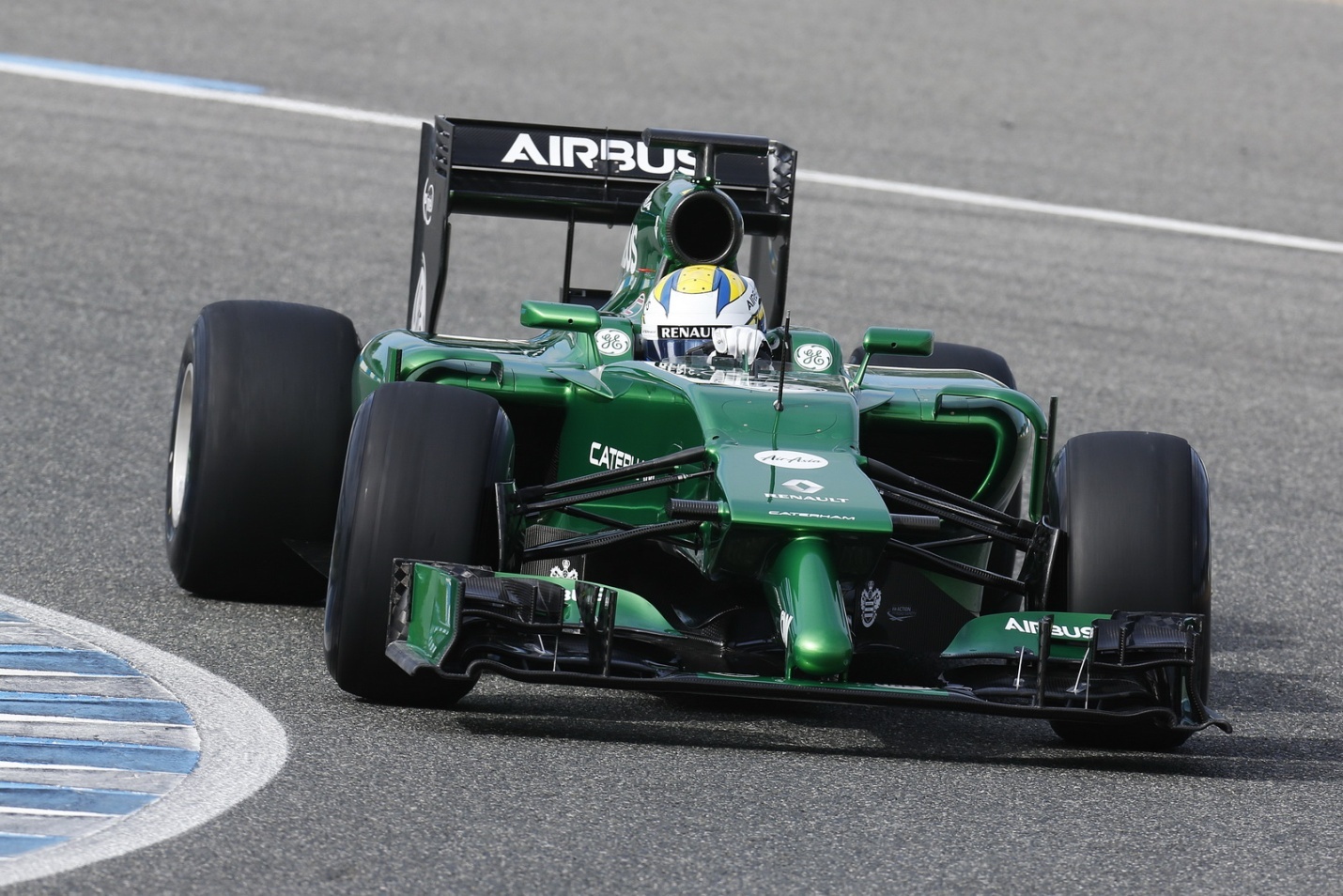 Marcus Ericsson racing